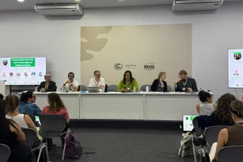 Panel “Nourishing Climate Action: Policy Tools for Climate-aligned and Resilient Food Systems” that we organized on November 14 at COP30 in Belém in conjunction with the following organizations: ProVeg International, Humane World for Animals, Compassion in World Farming, Mercy for Animals, Good Food Institute, Foodrise, Food Tank.